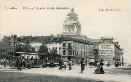 Bruxelles - Palais de Justice - Tramway